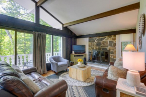 Winhall Home with Sauna Less Than 1 Mi to Stratton Mountain!